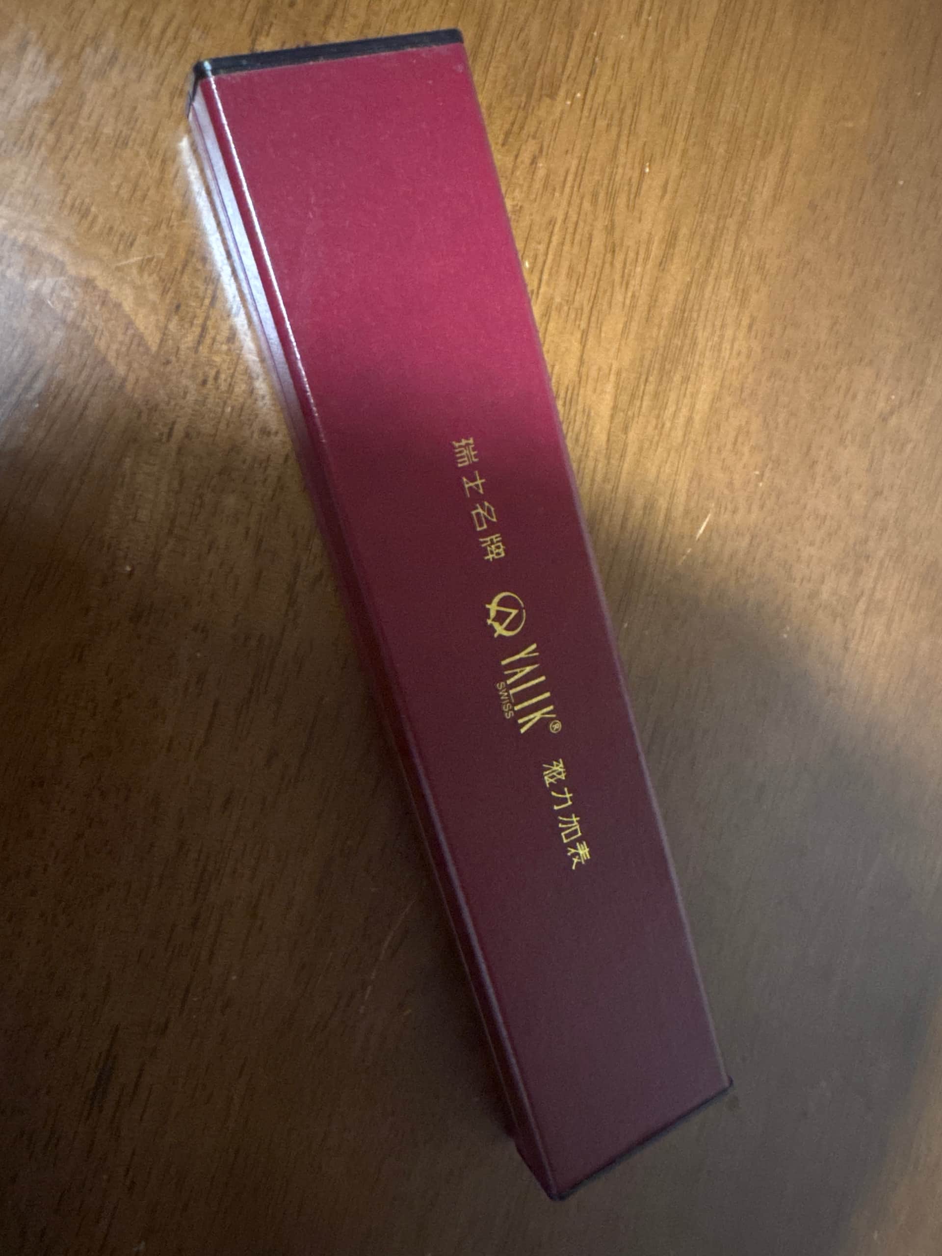 YALIK 瑞士雅力加表 女士石英腕錶 單支
