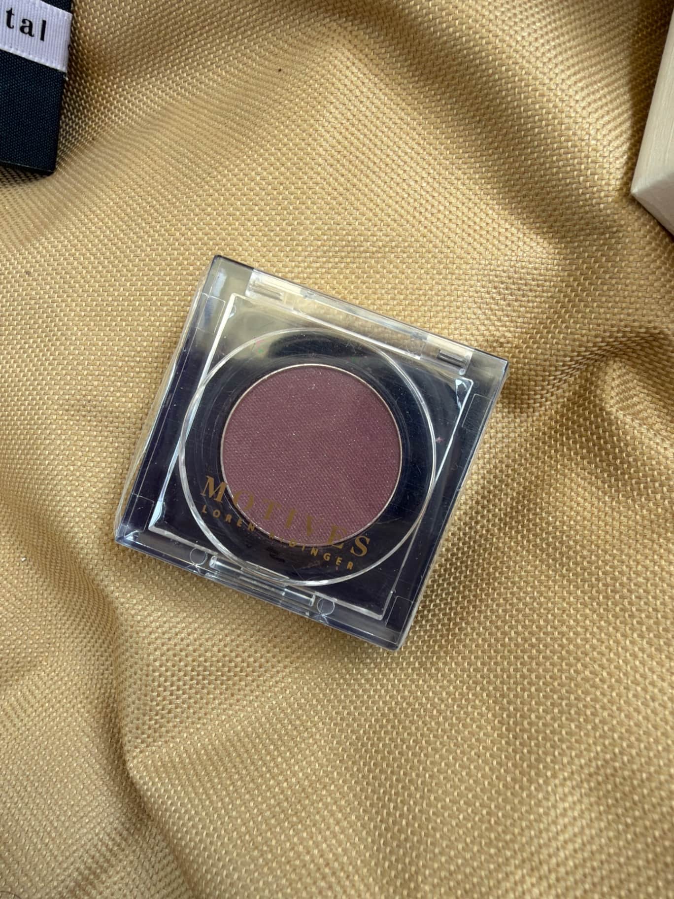 Motives Loren Ridinger 單色眼影 1組