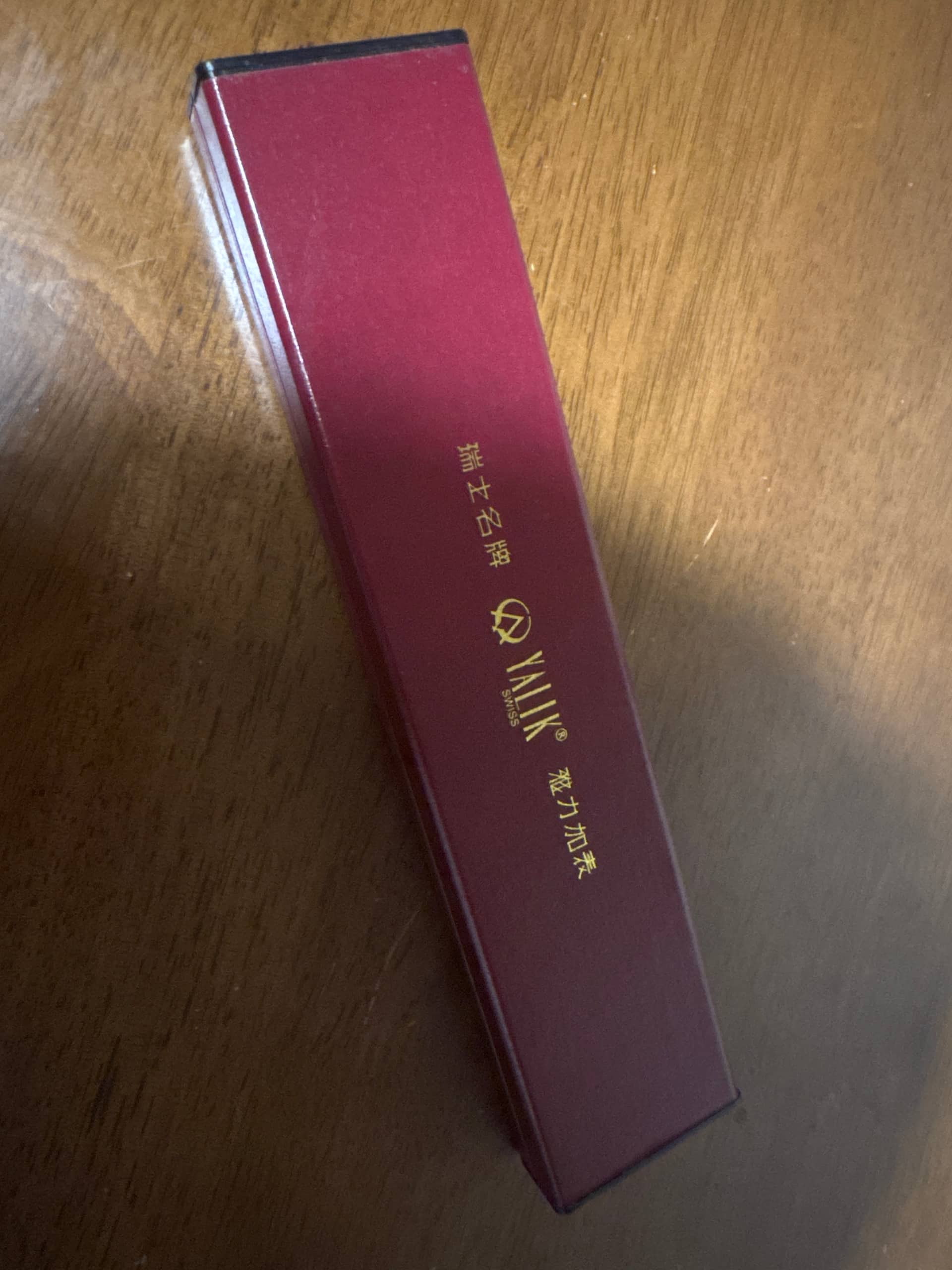 YALIK 瑞士雅力加表 女士石英腕錶 單支