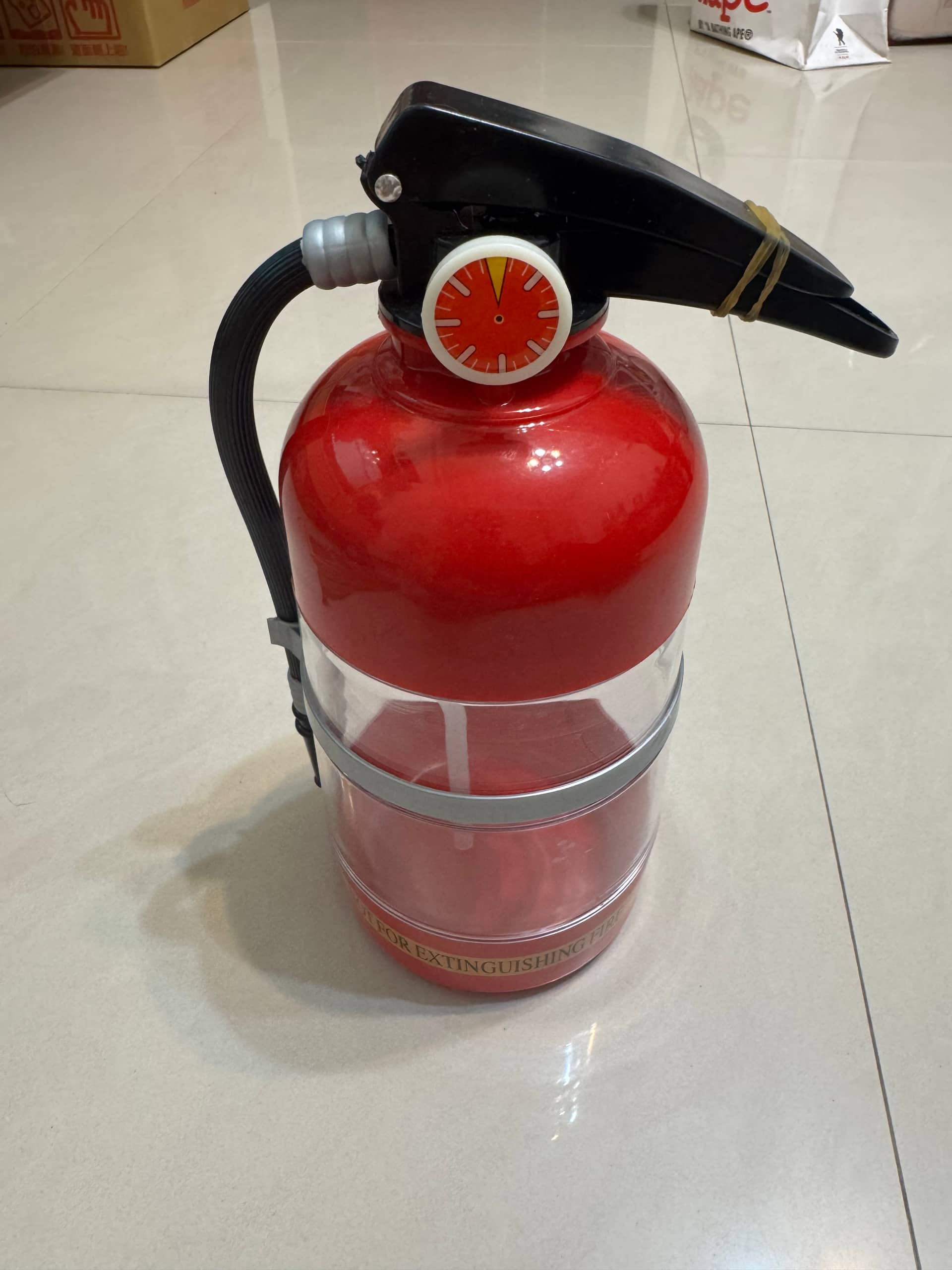 滅火器造型玩具水槍 1件