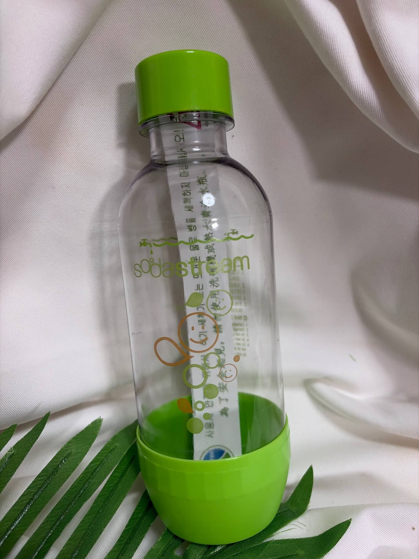 SodaStream 氣泡水機專用寶特瓶 1L（綠）（橘）