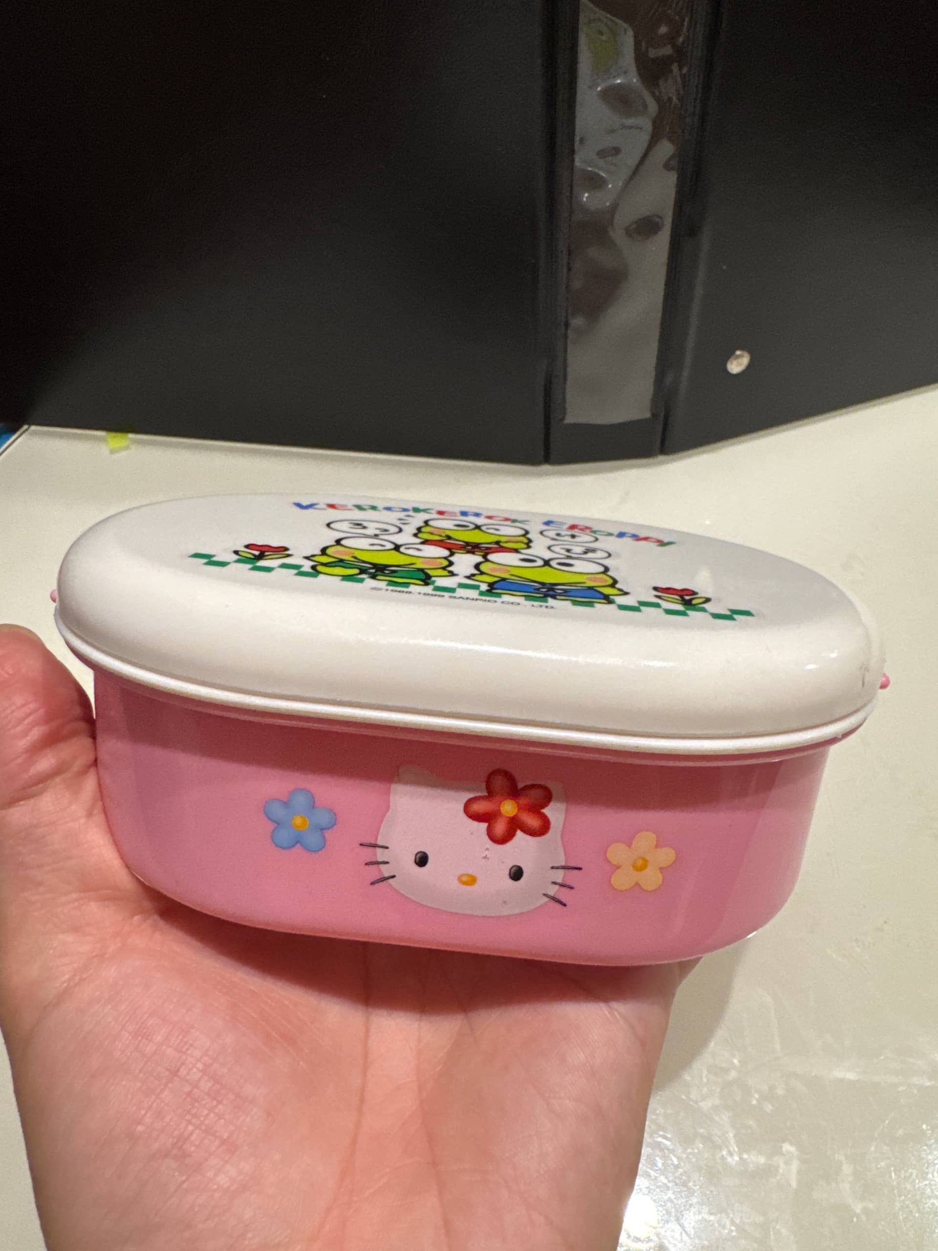 Sanrio Hello Kitty & Keroppi 復古便當盒 1個