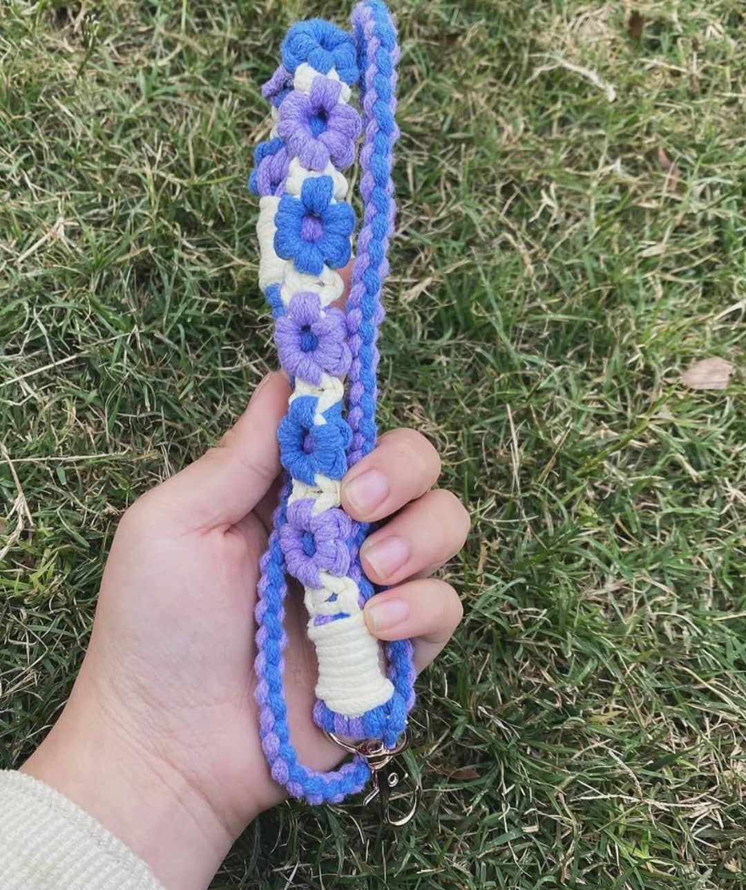 手工編織花朵造型手機掛繩 1條