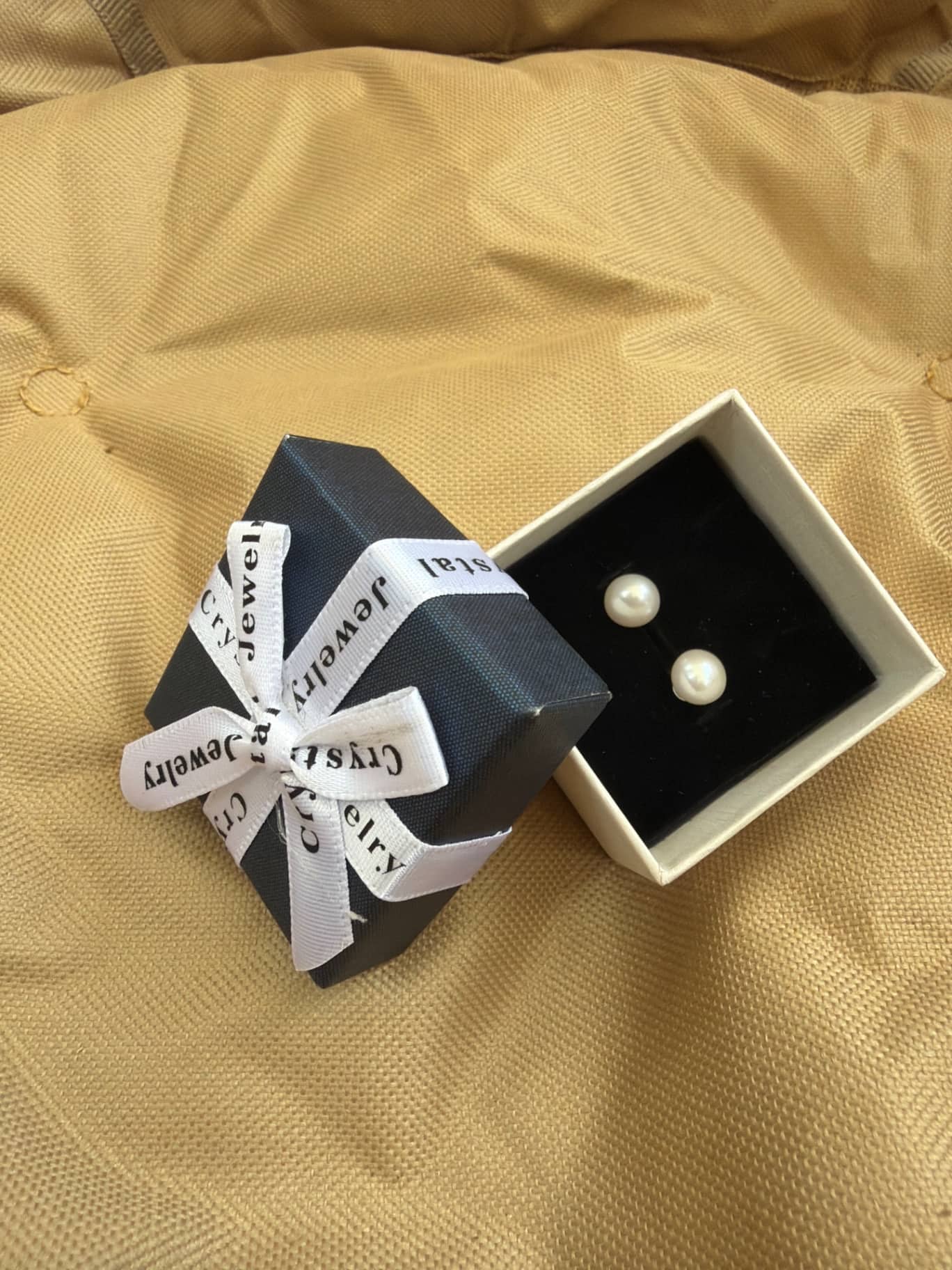 Crystal Jewelry 珍珠耳環，各式時尚飾品